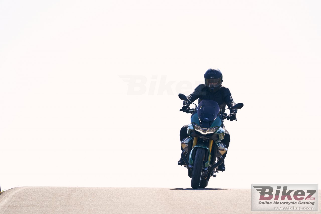 Moto Guzzi V100 Mandello