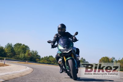 2022 Moto Guzzi V100 Mandello