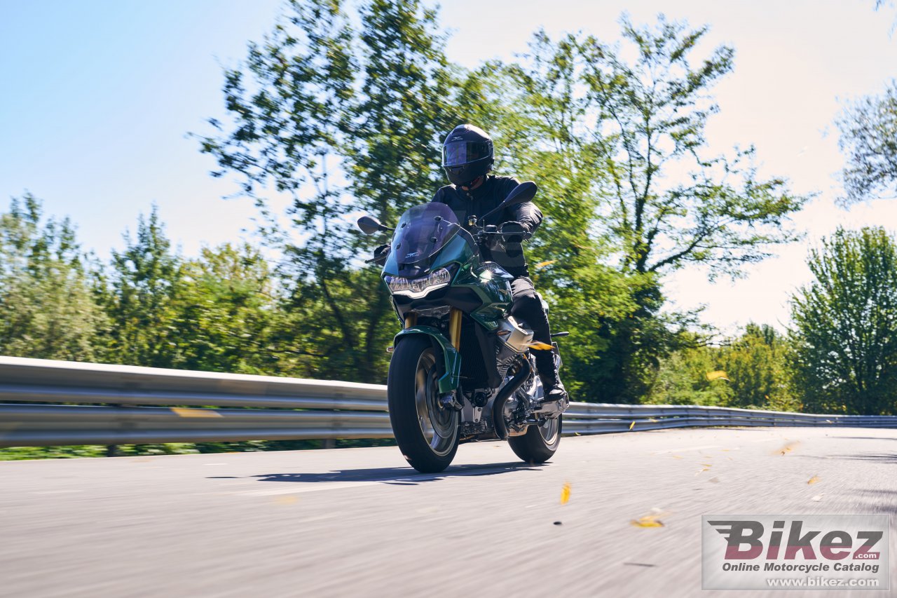 Moto Guzzi V100 Mandello