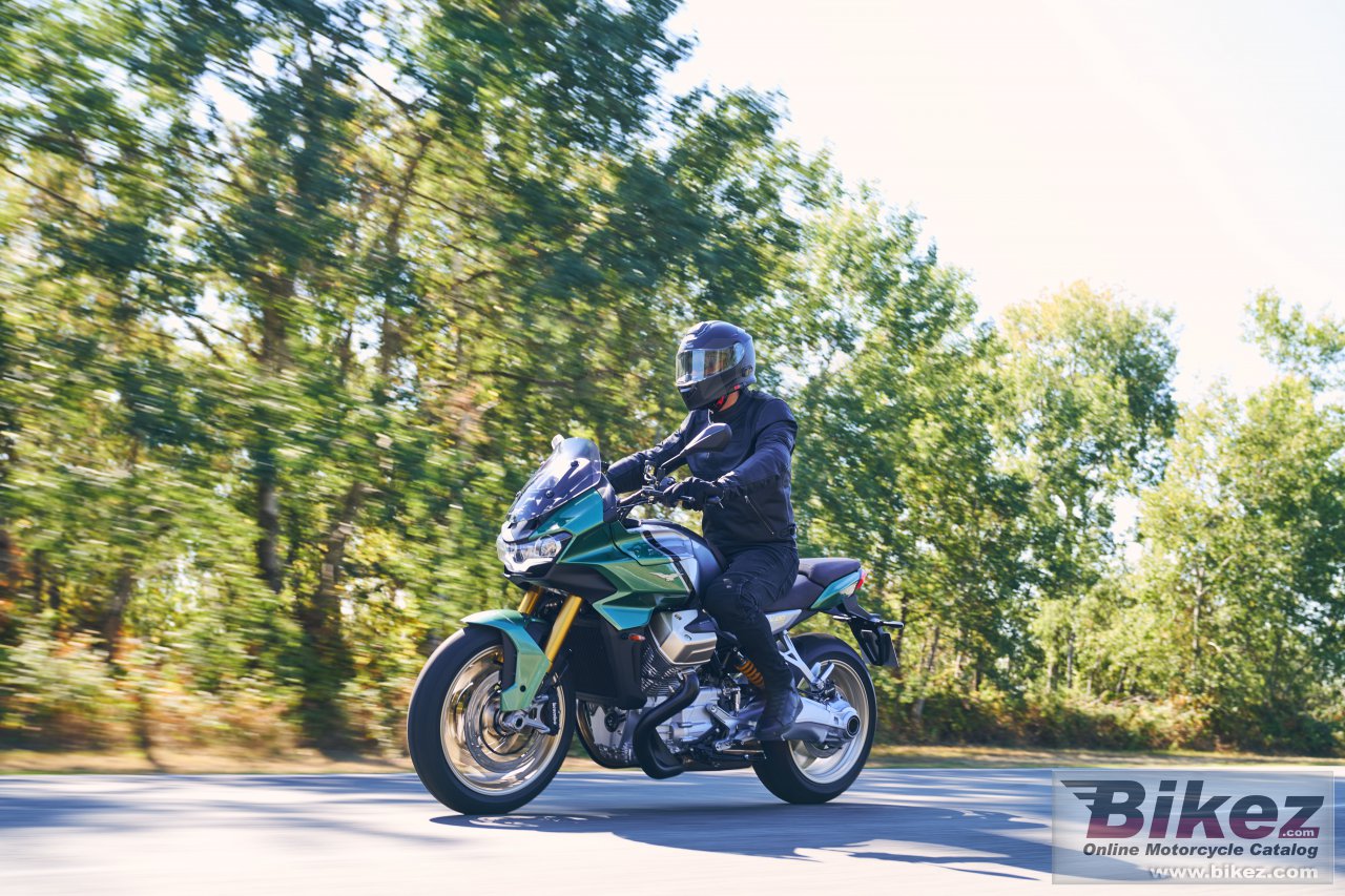 Moto Guzzi V100 Mandello