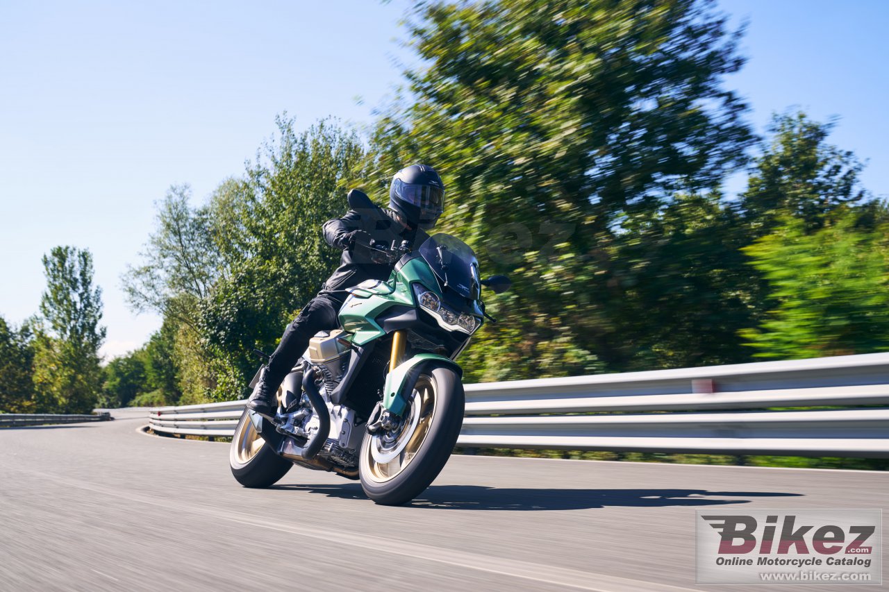 Moto Guzzi V100 Mandello