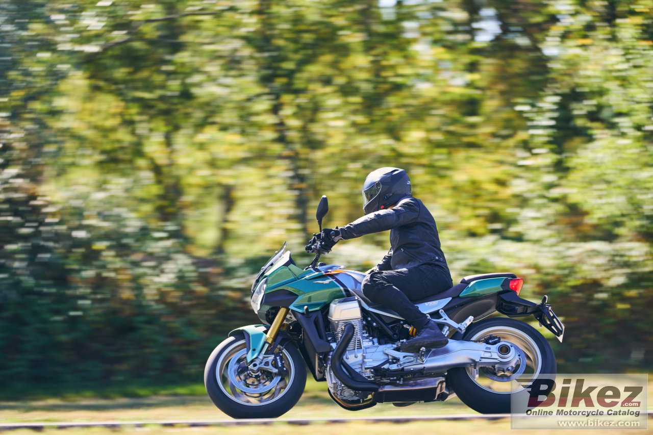 Moto Guzzi V100 Mandello