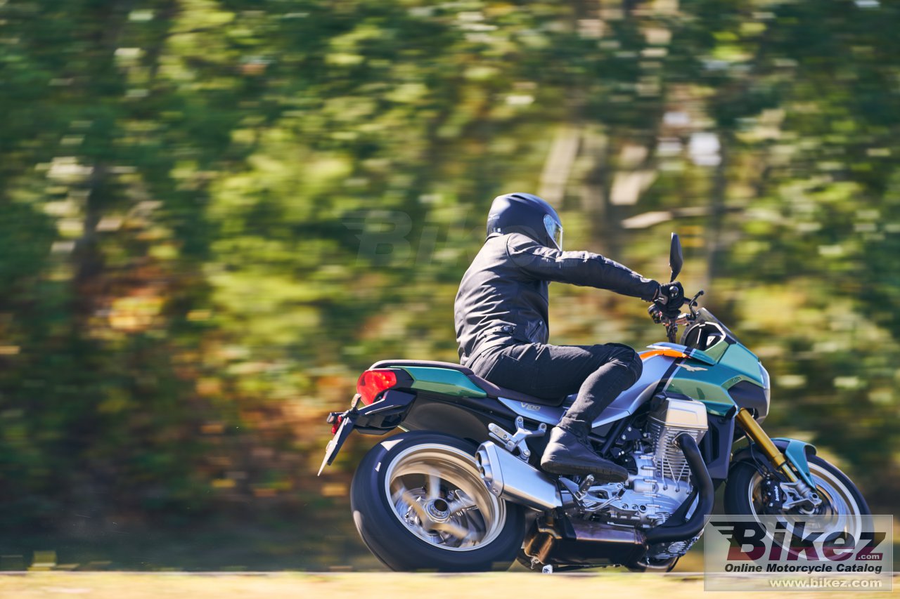 Moto Guzzi V100 Mandello