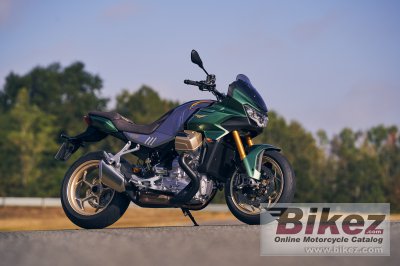 2022 Moto Guzzi V100 Mandello