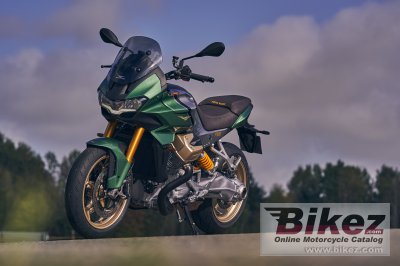 2022 Moto Guzzi V100 Mandello