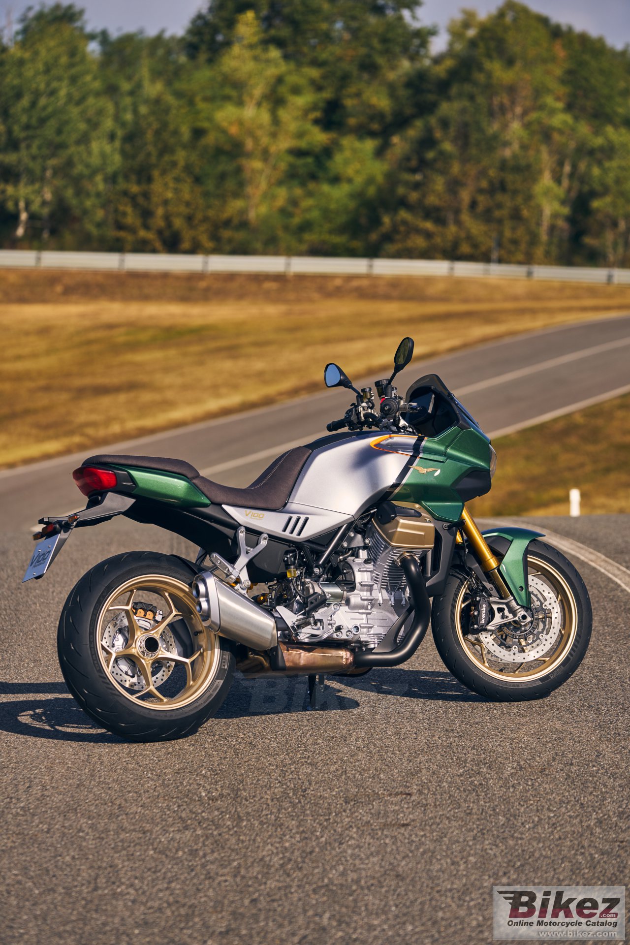 Moto Guzzi V100 Mandello