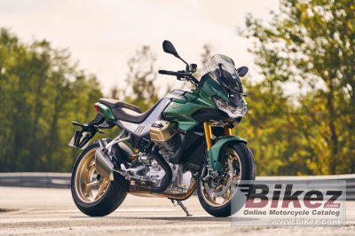 2022 Moto Guzzi V100 Mandello