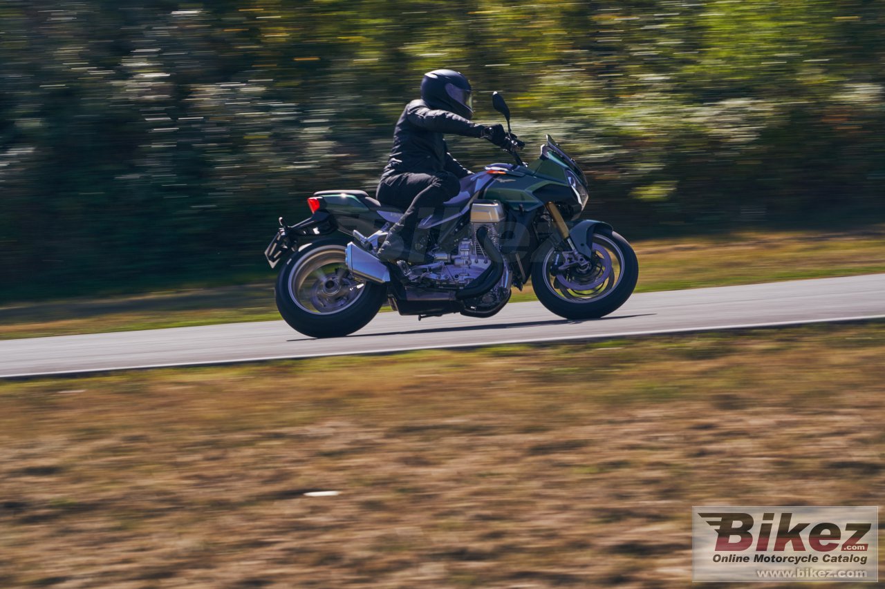 Moto Guzzi V100 Mandello