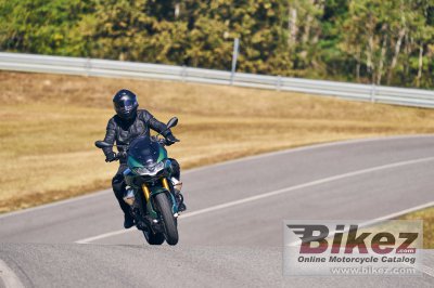 2022 Moto Guzzi V100 Mandello
