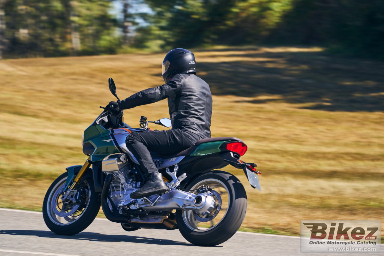 Moto Guzzi V100 Mandello