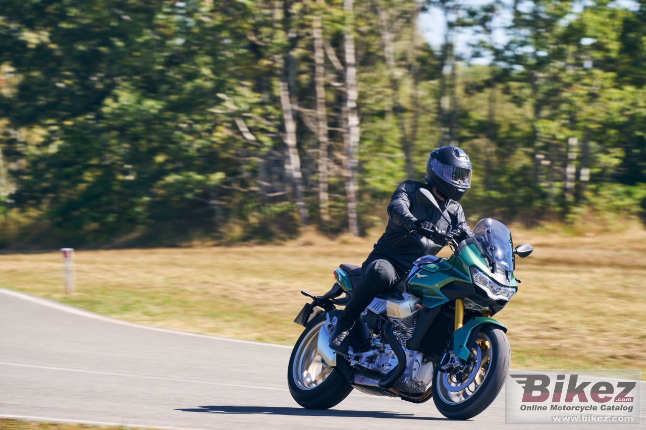 Moto Guzzi V100 Mandello