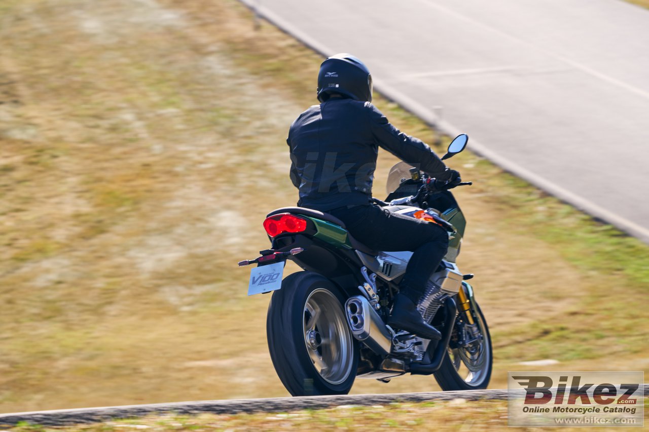 Moto Guzzi V100 Mandello