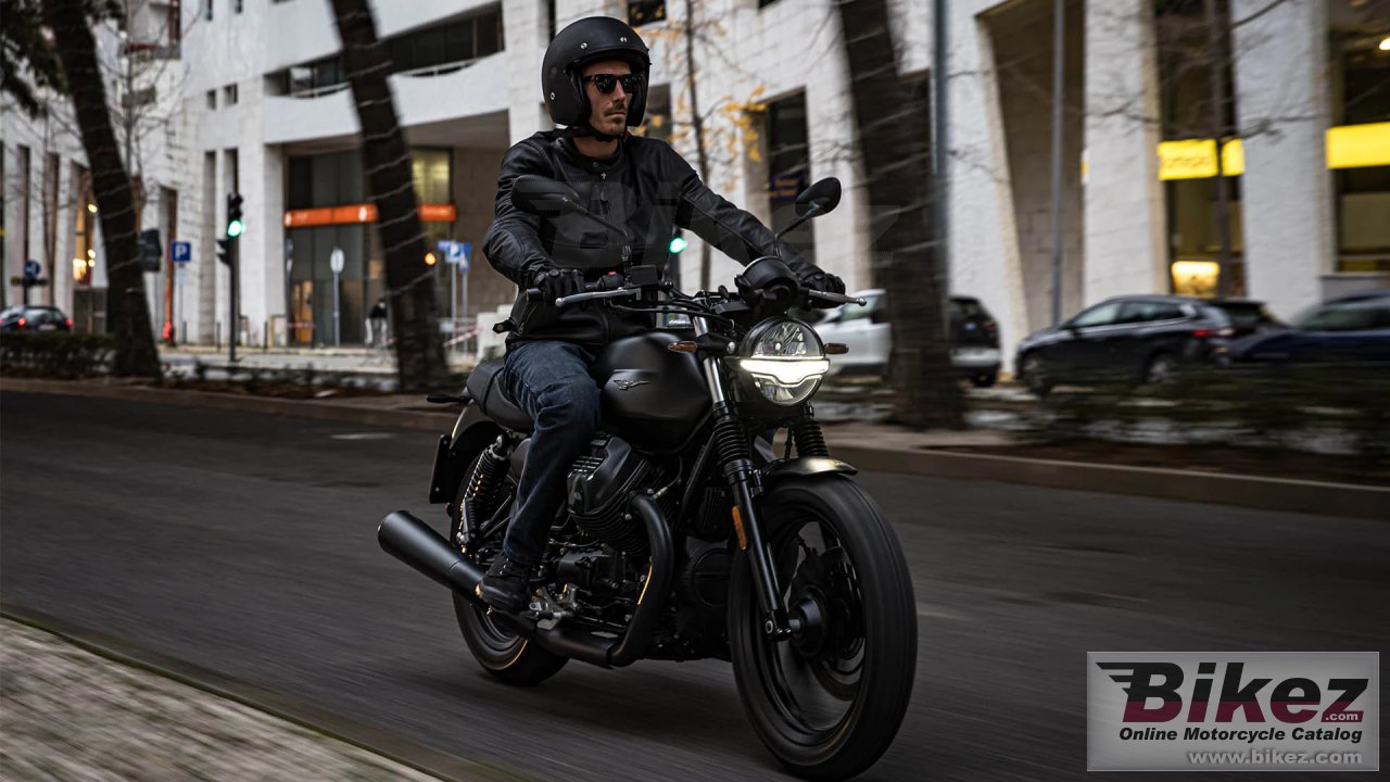 Moto Guzzi V7 Stone