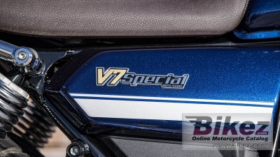 2022 Moto Guzzi V7 Special 850