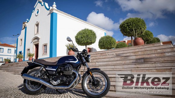 2022 Moto Guzzi V7 Special 850