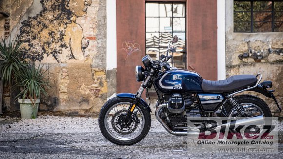 2022 Moto Guzzi V7 Special 850