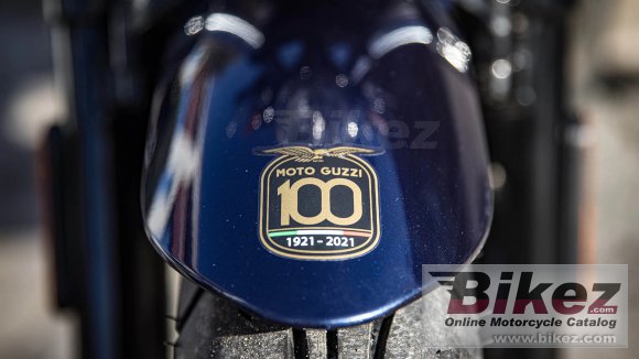 2022 Moto Guzzi V7 Special 850