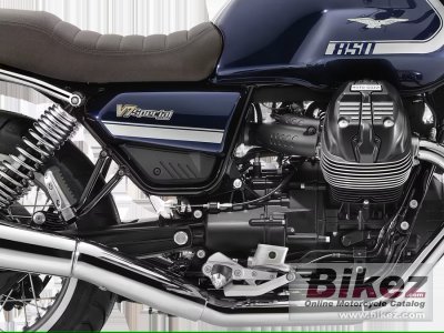 2023 Moto Guzzi V7 Special 850