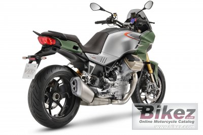 2023 Moto Guzzi V100 Mandello S