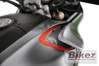 2023 Moto Guzzi V100 Mandello S