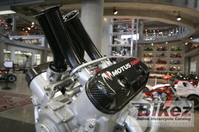 2013 Motus MST