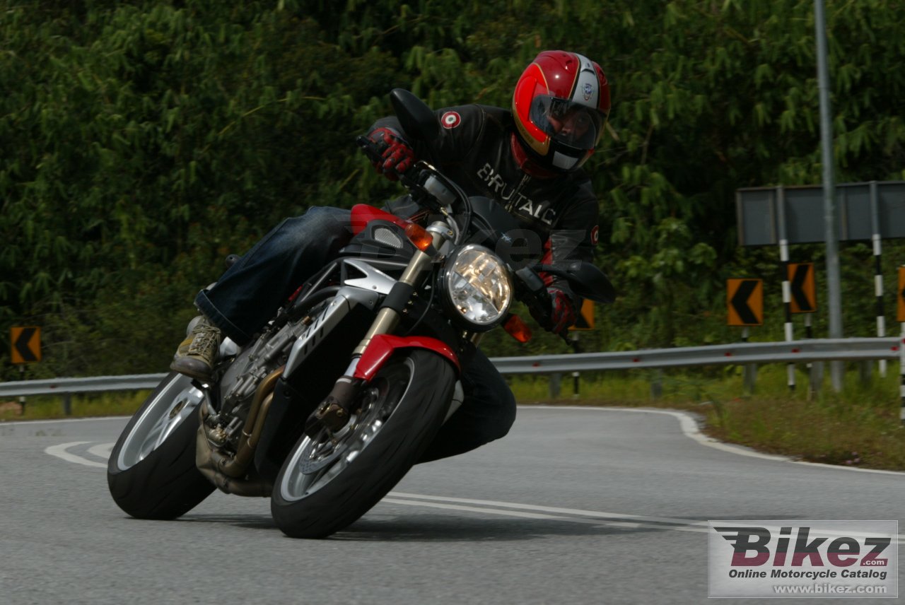 MV Agusta Brutale 910