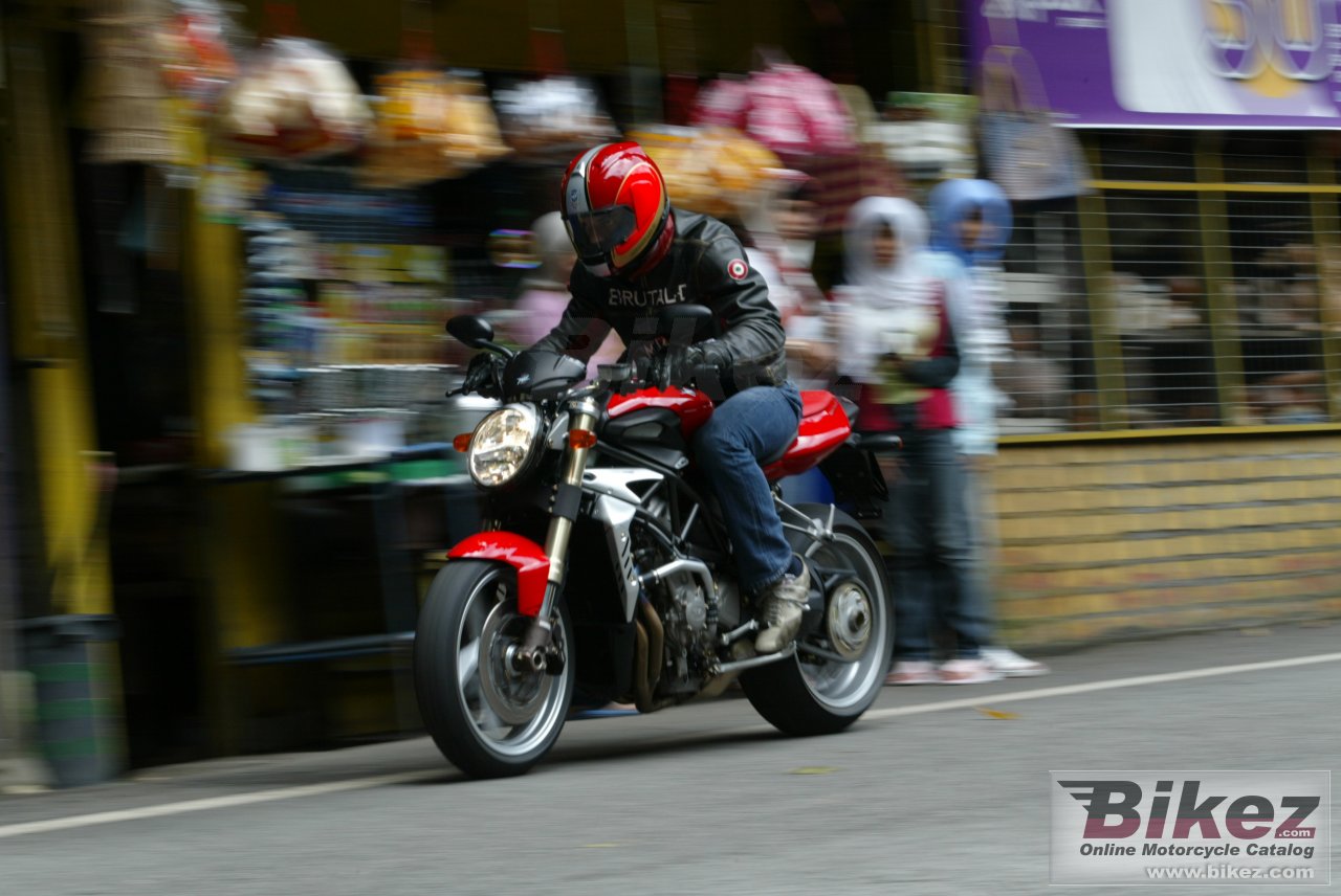 MV Agusta Brutale 910