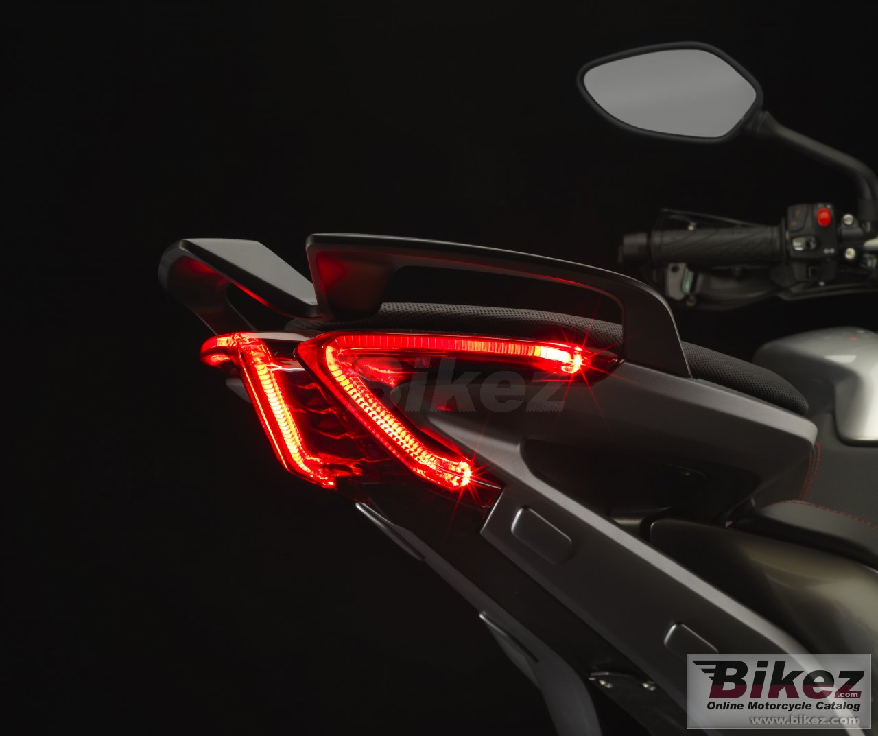 MV Agusta Turismo Veloce 800