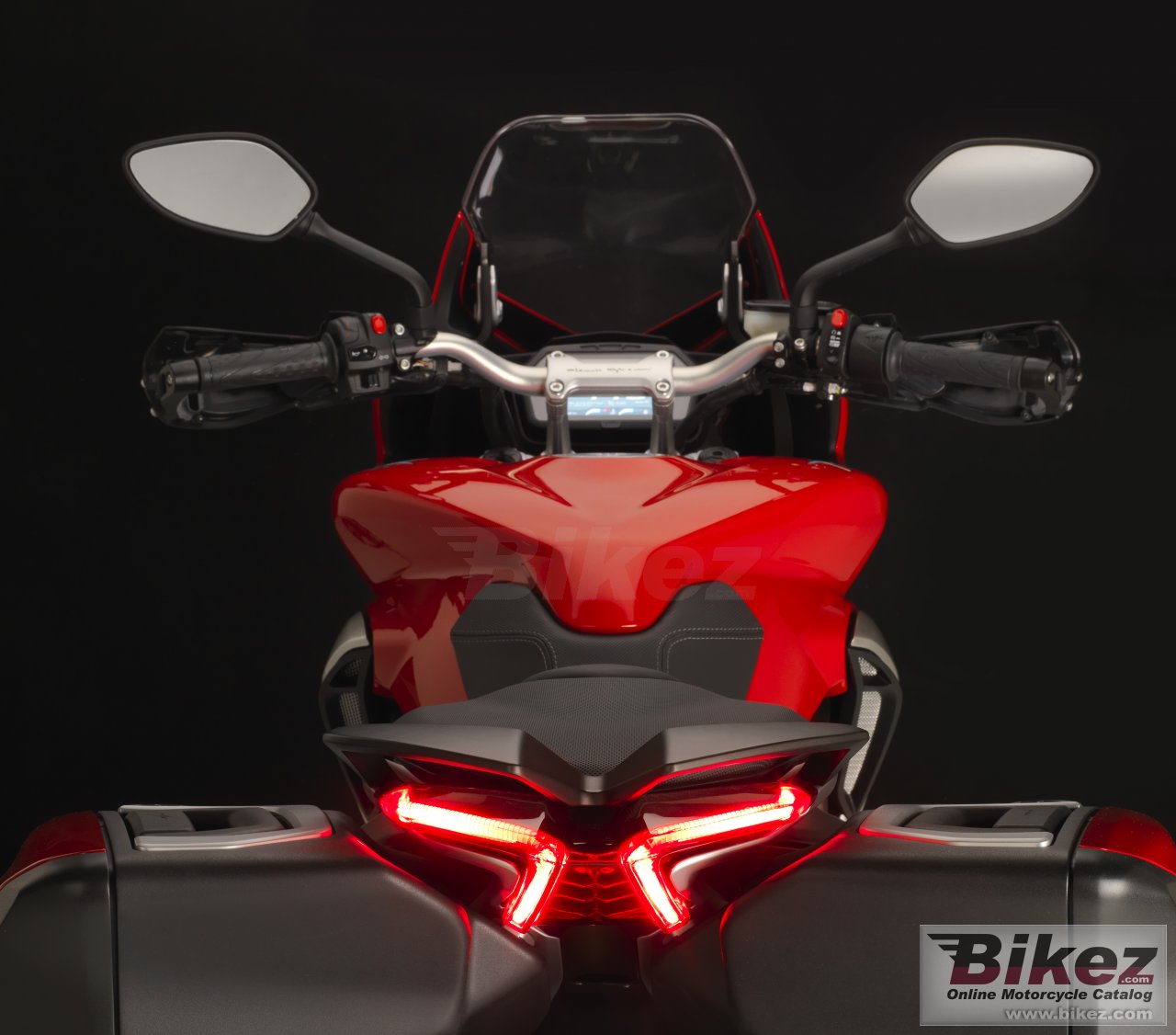 MV Agusta Turismo Veloce 800