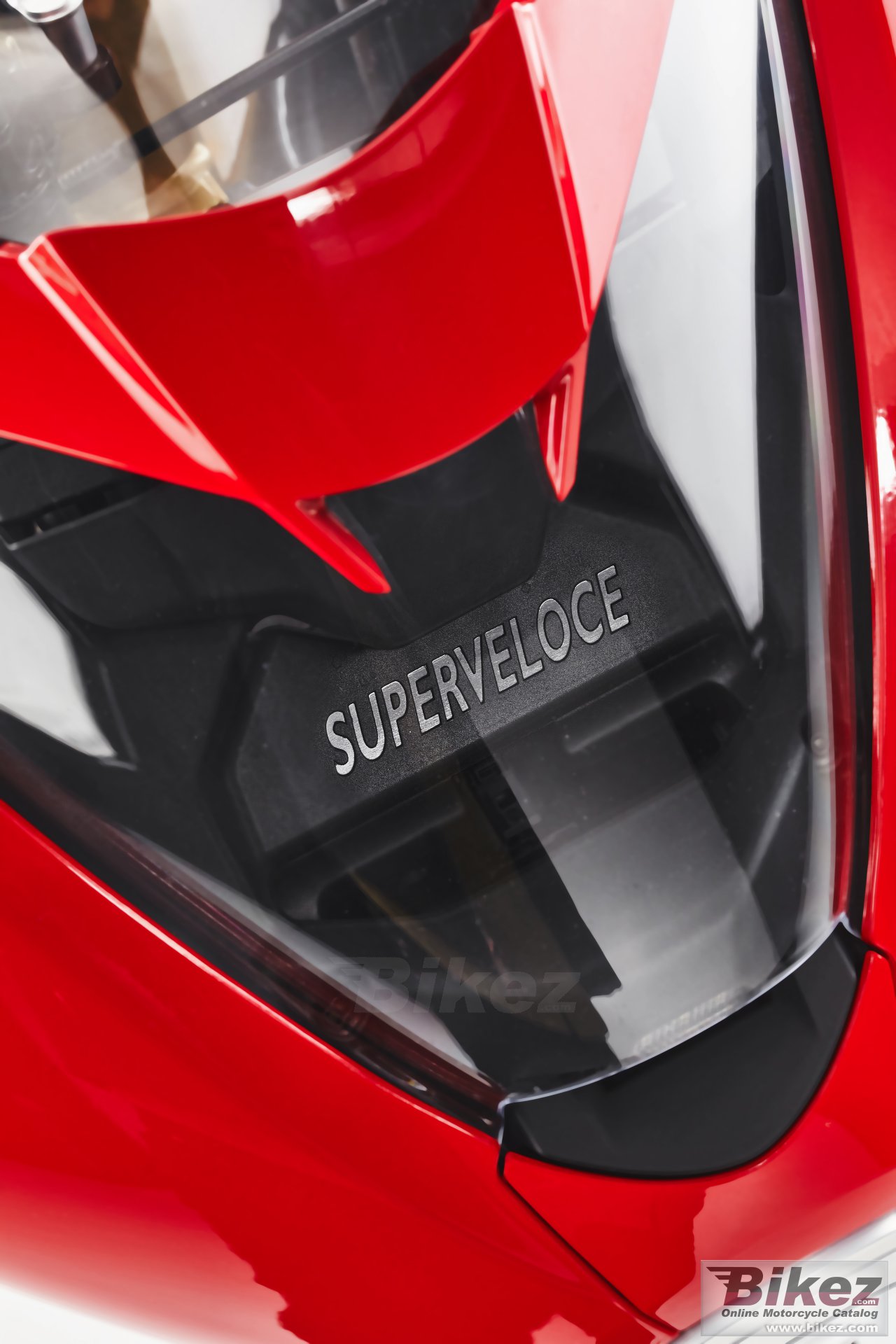 MV Agusta Superveloce 800