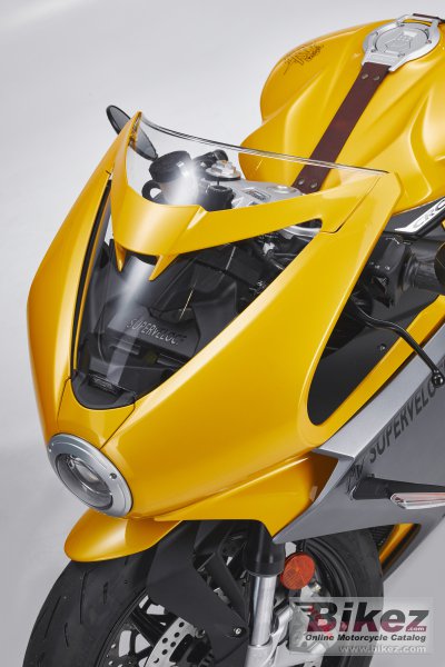 2022 MV Agusta Superveloce 800