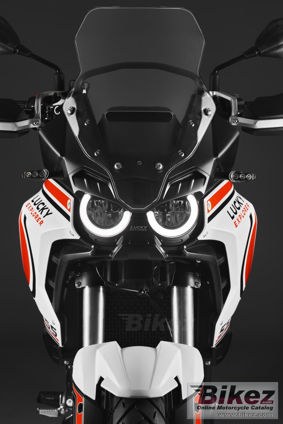 2023 MV Agusta Lucky Explorer 5.5