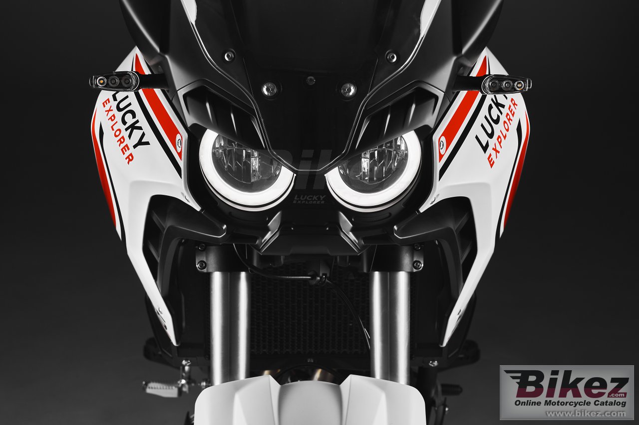 MV Agusta Lucky Explorer 5.5