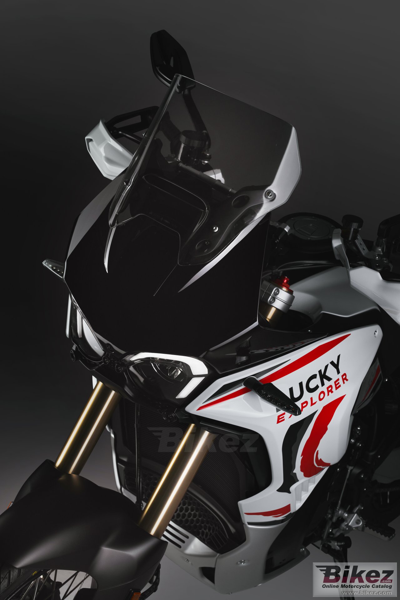 MV Agusta Lucky Explorer 9.5