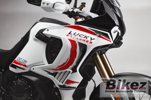 2023 MV Agusta Lucky Explorer 9.5