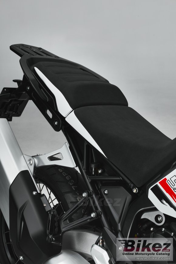 2023 MV Agusta Lucky Explorer 9.5