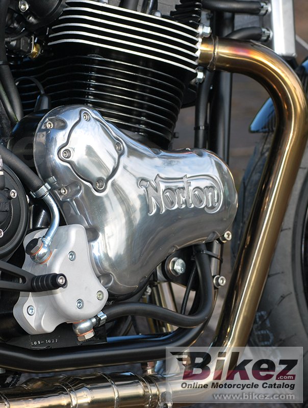 Norton Dominator