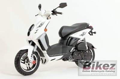 2010 Peugeot Blaster Ice Blade rated