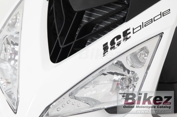 2012 Peugeot Speedfight  3 Iceblade