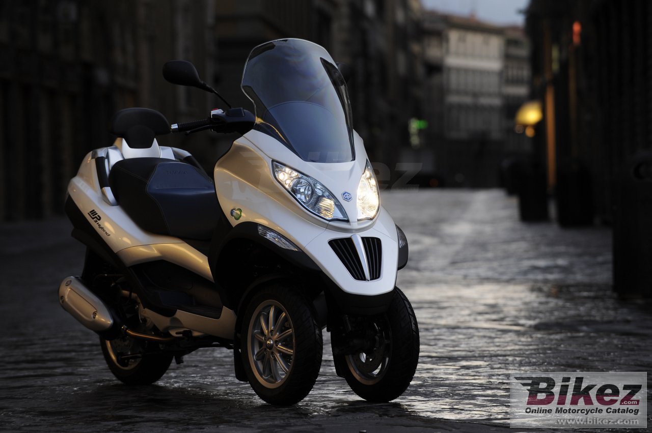 Piaggio Mp3 Hybrid 125