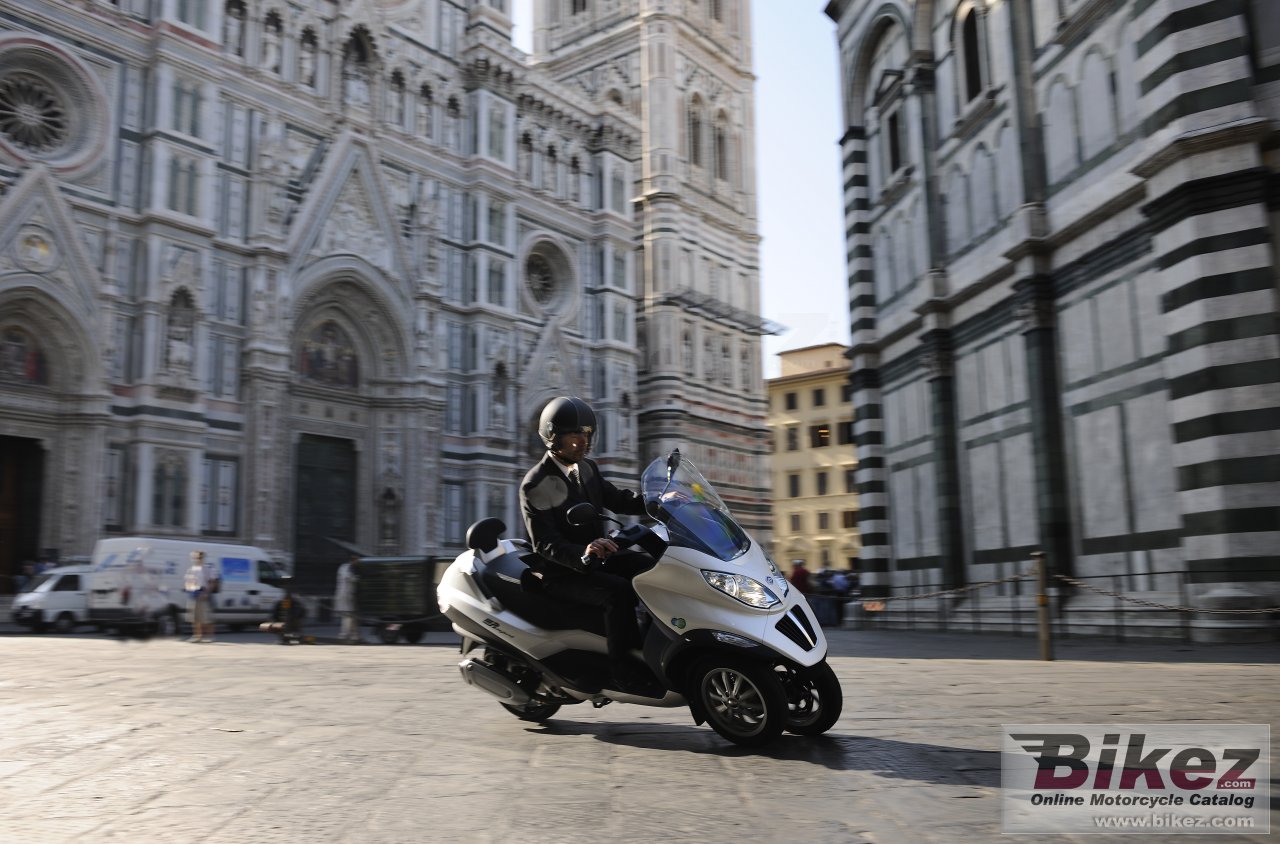 Piaggio Mp3 Hybrid 125