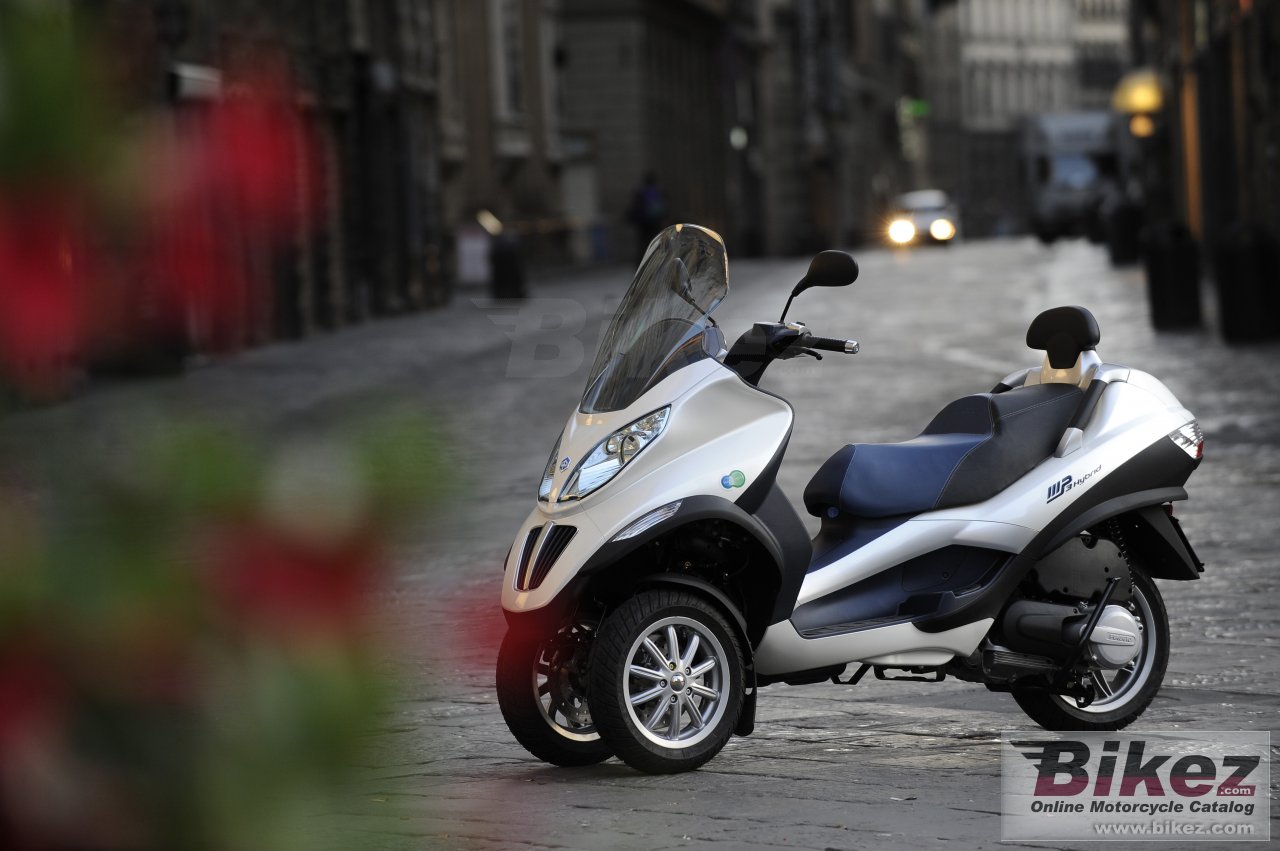 Piaggio MP3 125 Hybrid