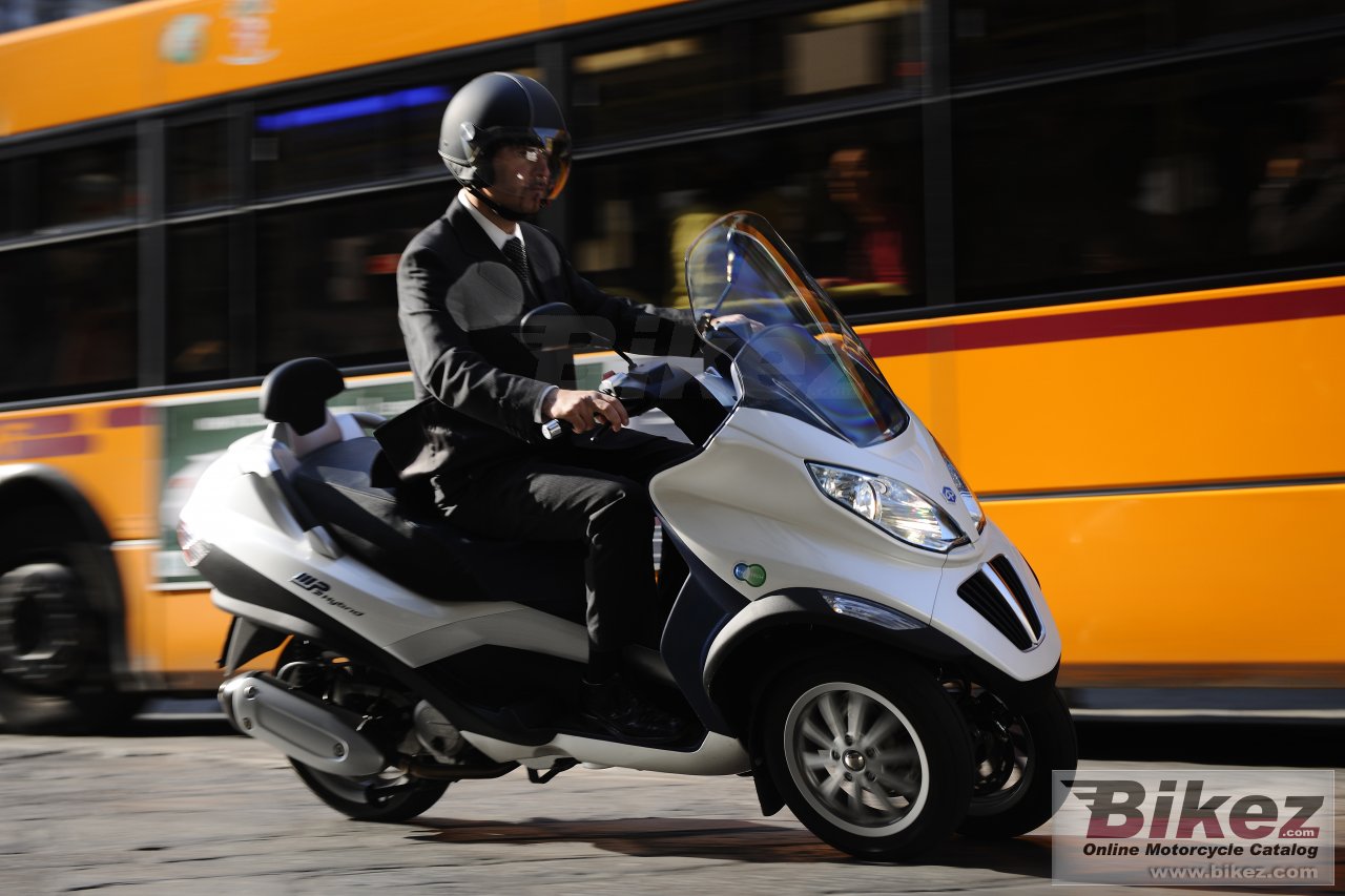 Piaggio MP3 125 Hybrid