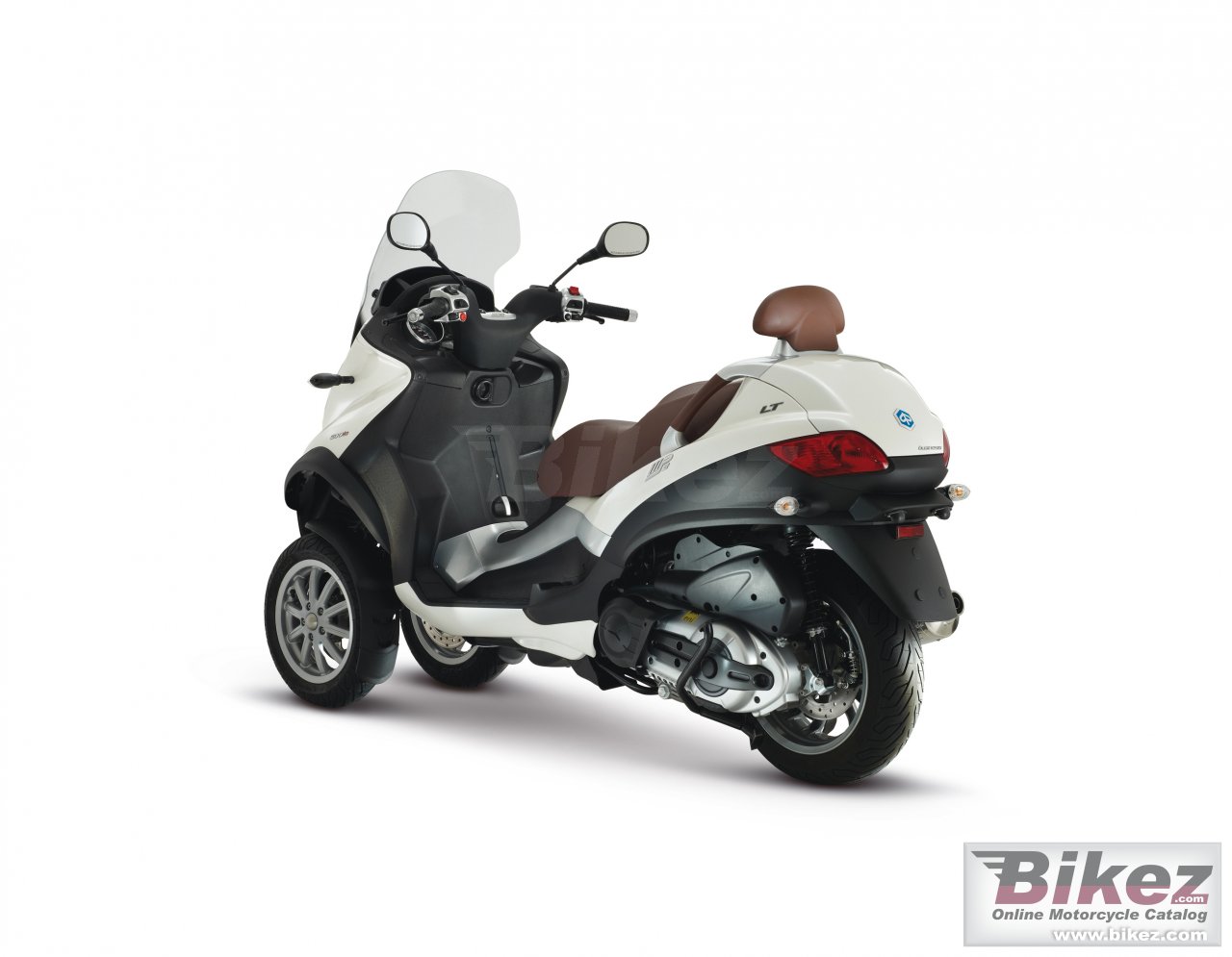 Piaggio MP3 500