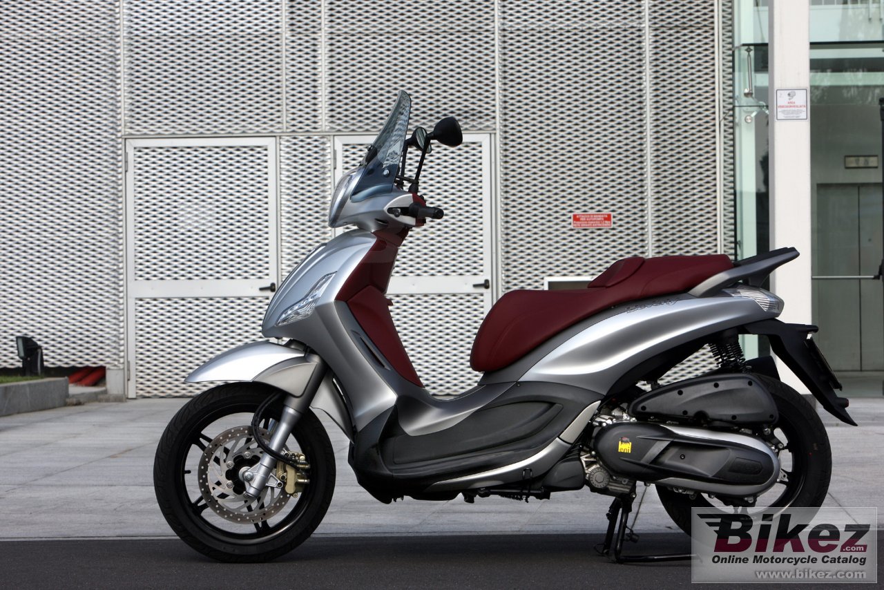 Piaggio Beverly Sport Touring