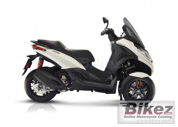 2019 Piaggio MP3 300 HPE Sport