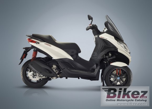 2019 Piaggio MP3 300 HPE Sport