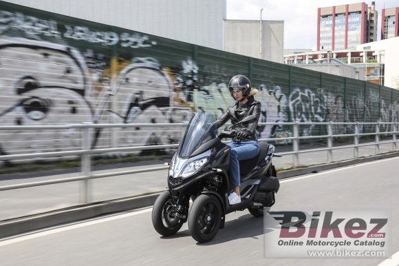 2020 Piaggio MP3 300 hpe