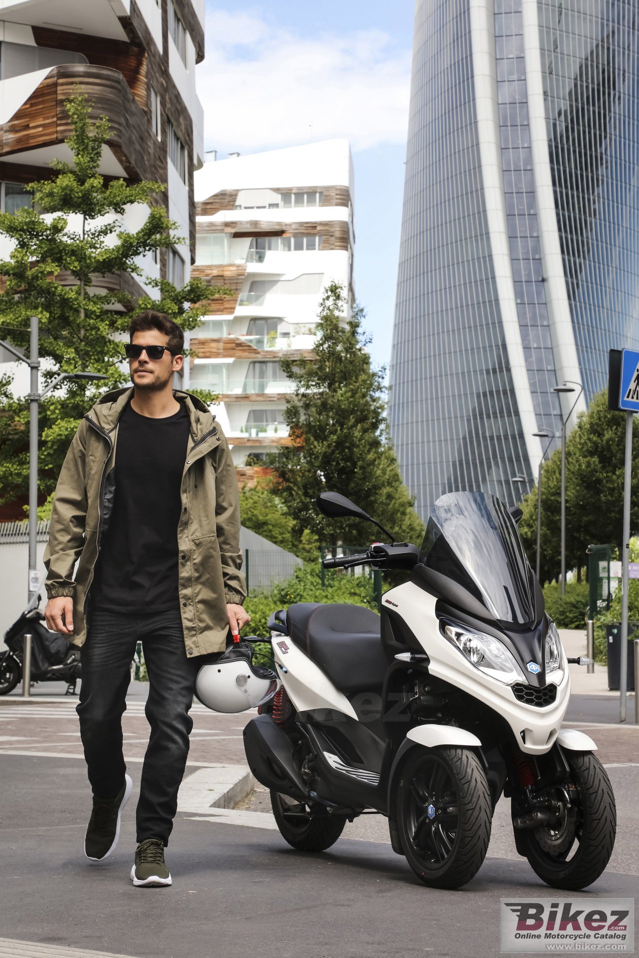 Piaggio MP3 300 hpe Sport