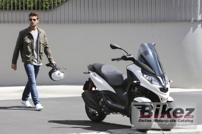 2020 Piaggio MP3 300 hpe Sport